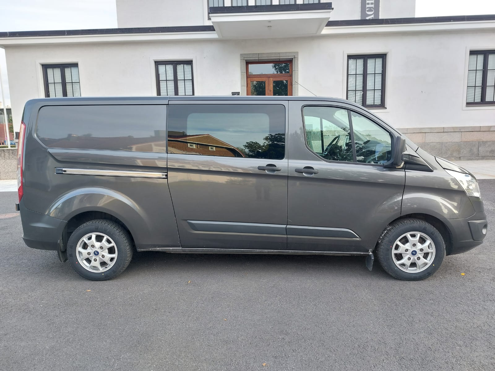 Auto 9